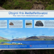 Meðalfellsvatn - skilti
