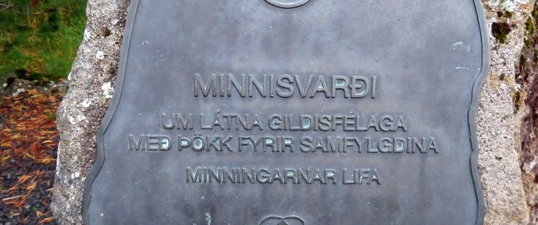 Skátalundur